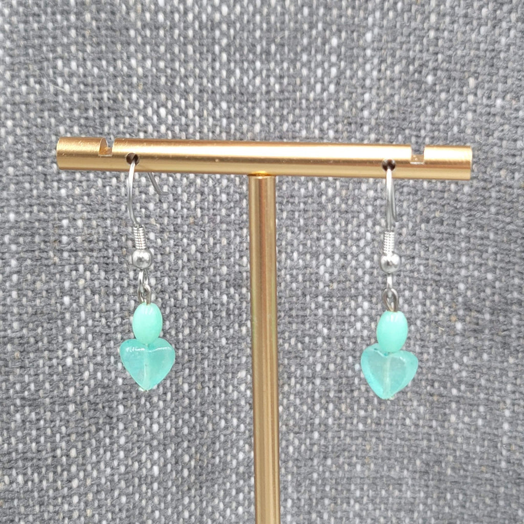 Aventurine Heart Bead Pierced Earrings Silver tone Dangle Dainty 5/8 in