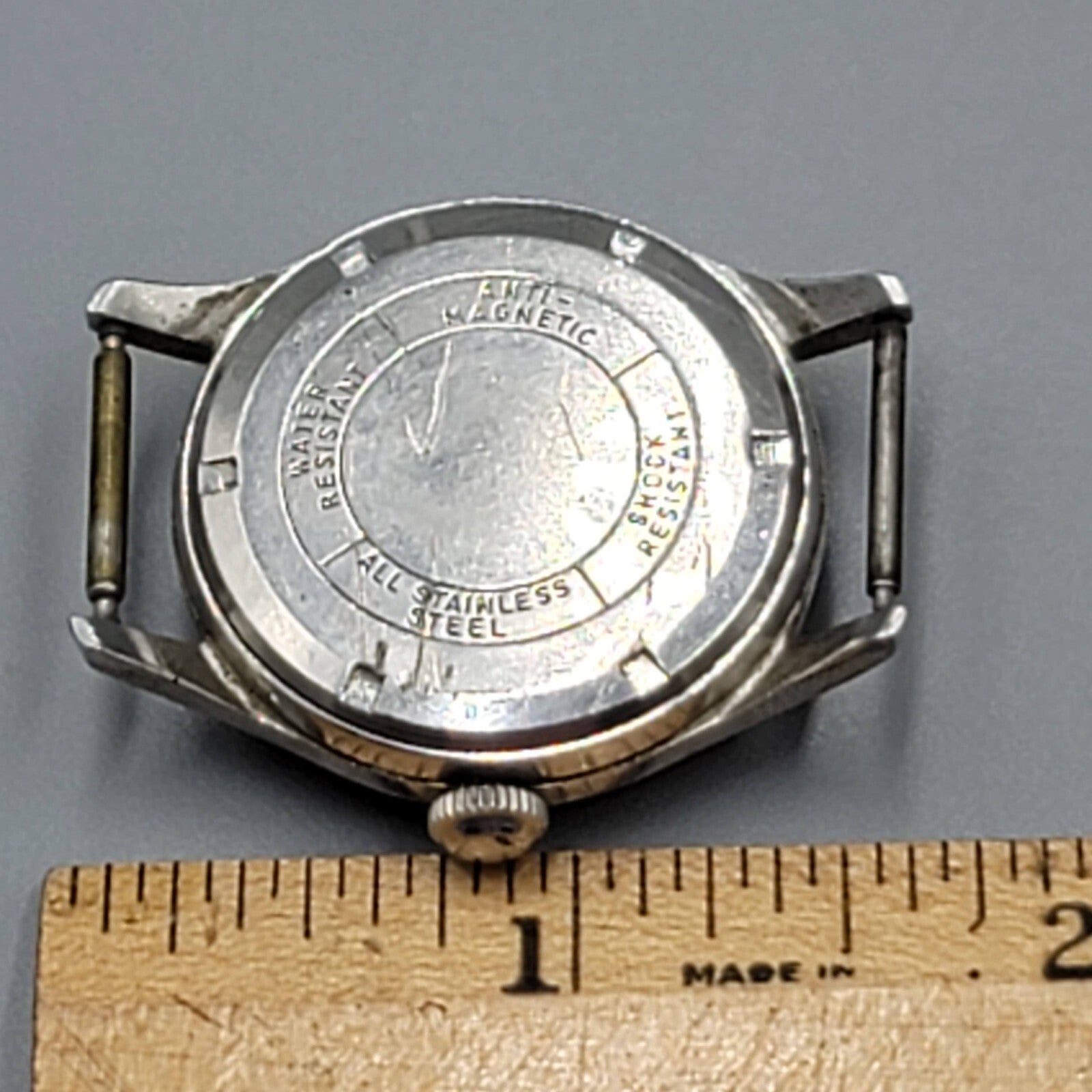 Vintage Crysler Water Resistant Shock Protected Mens Watch