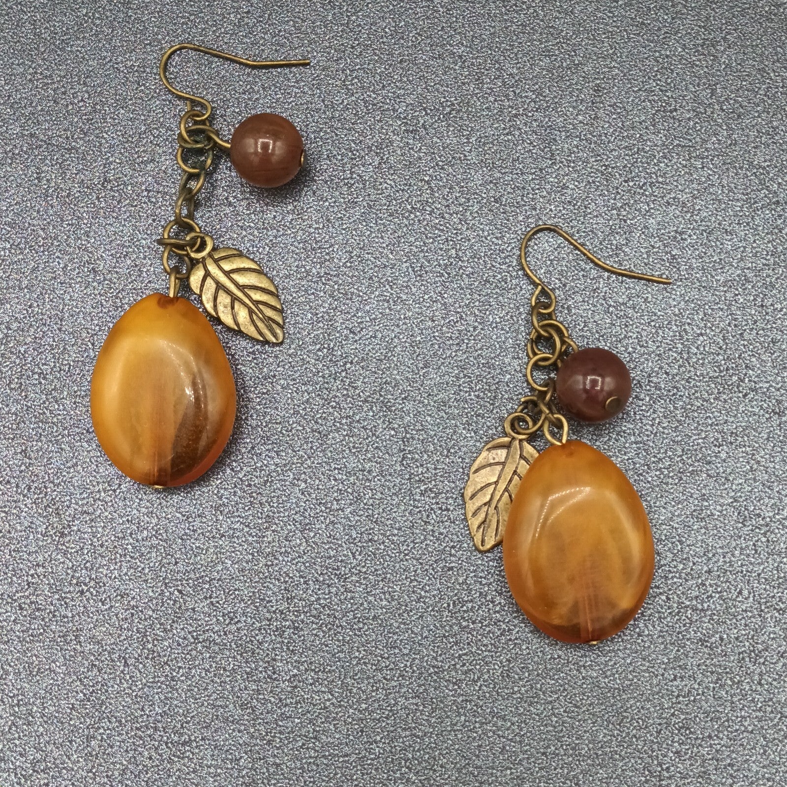 Pierced Earrings Bronze tone Acrylic Bead Natural Tones Leaf Dangle 1.75"