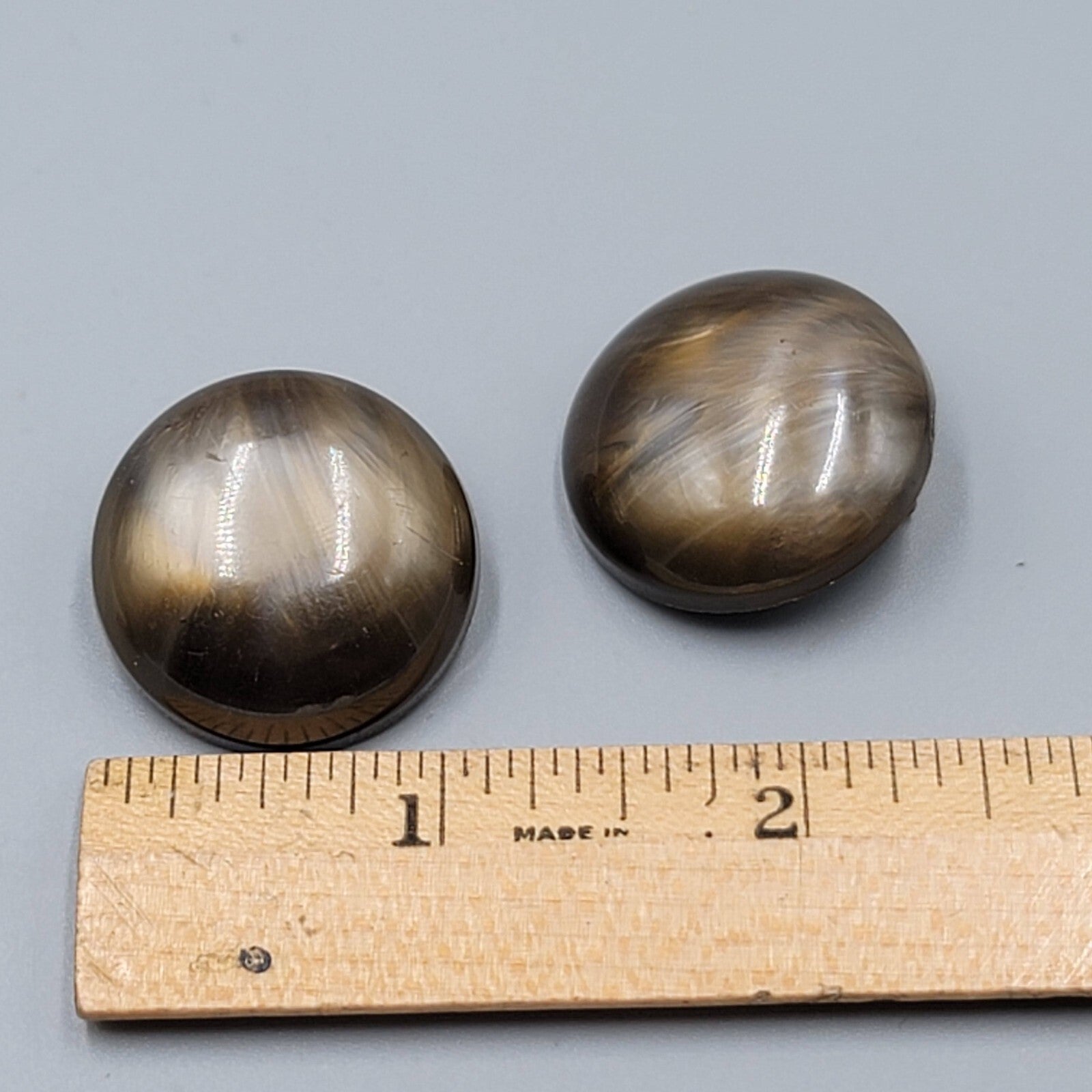 Vintage Brown Swirl Clip on Earrings Plastic Round 1"