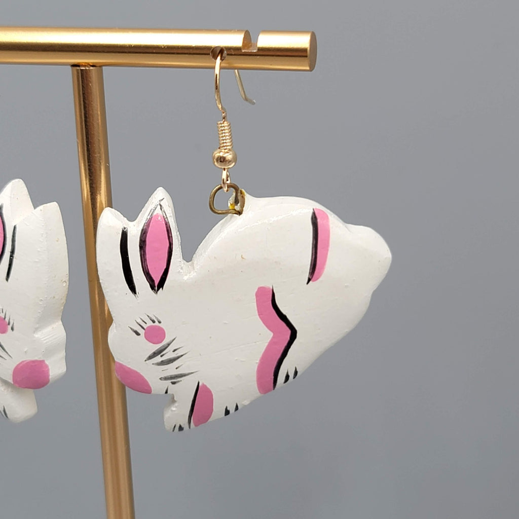 Vintage Wood Bunny Rabbit Pierced Earrings Gold tone Dangle Hand Painted 1.5 in