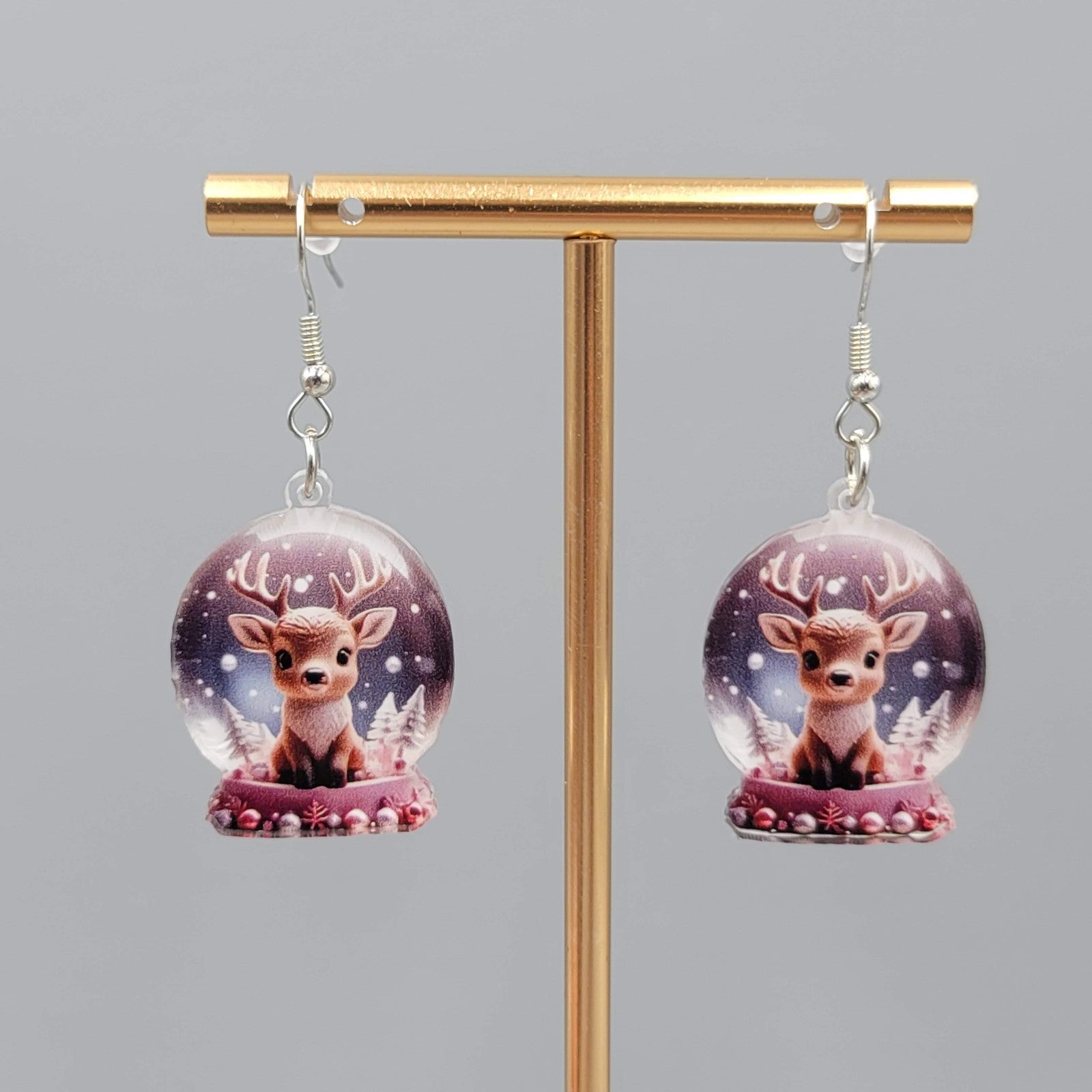 Christmas Snow Globe Reindeer Pierced Earrings Silver tone Dangle 1.25 in
