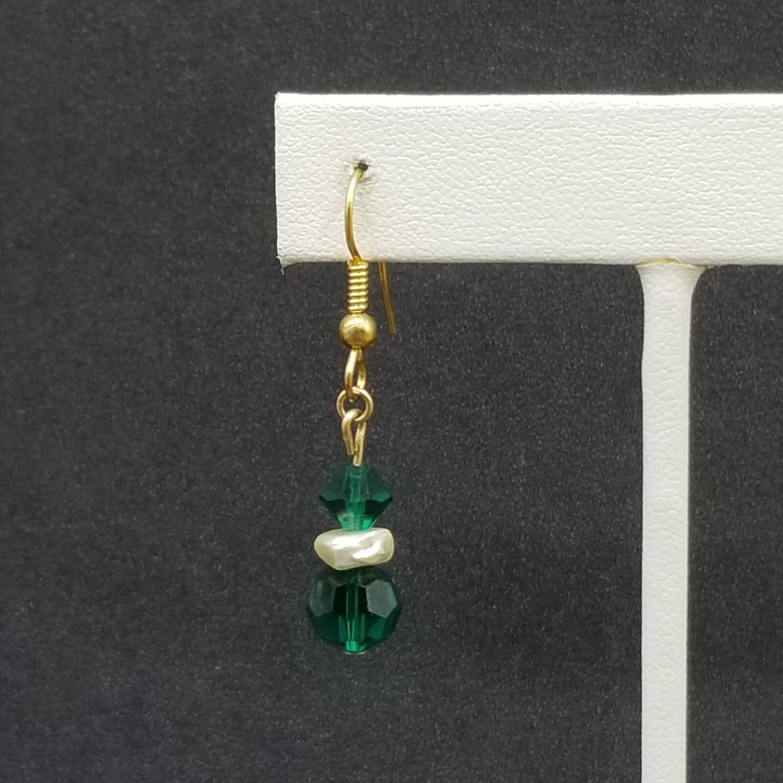 Pierced Earrings Gold tone Green Faceted Crystal Beaded Dangle  3/4"