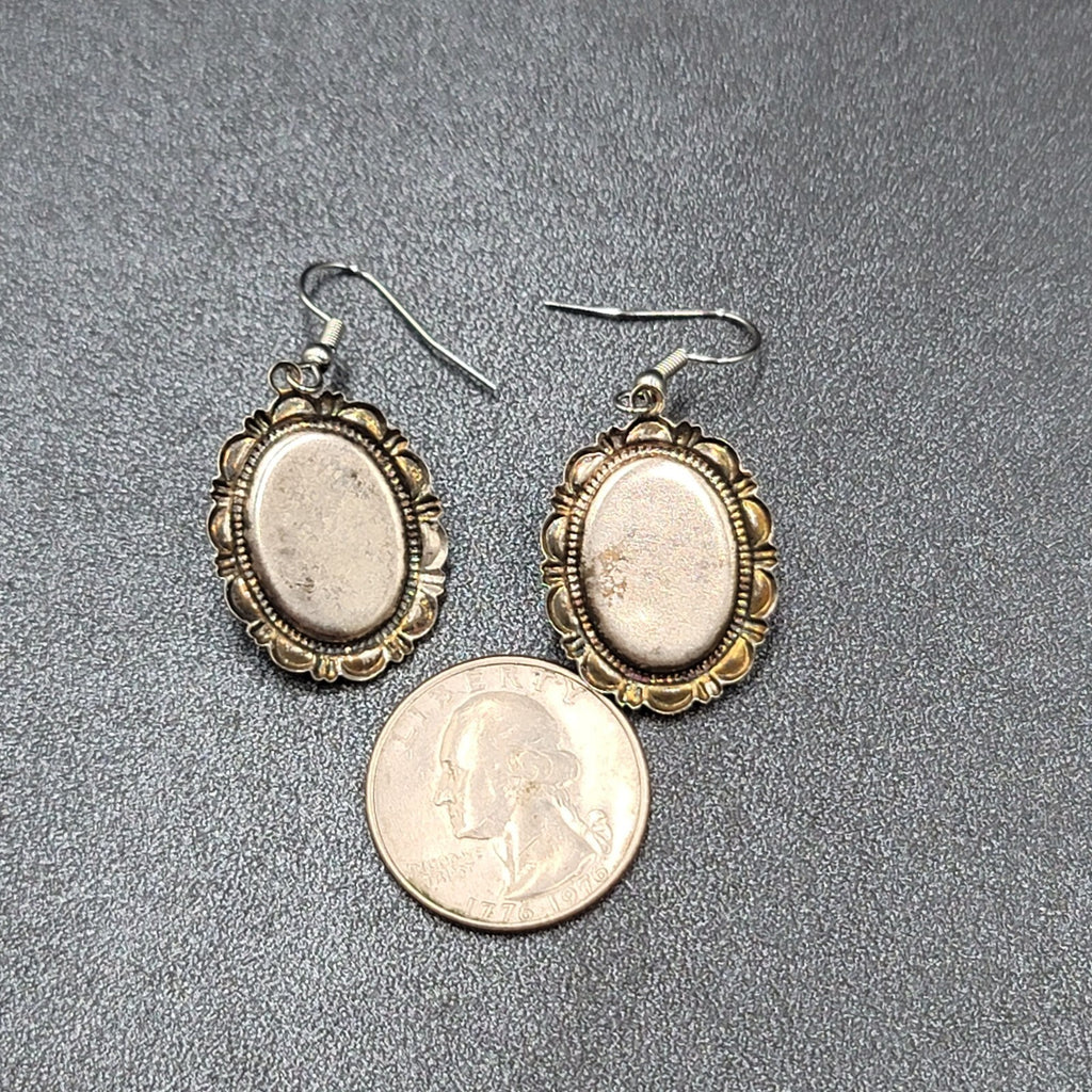 Pierced Earrings Paper Quilling Rose Flower Silver tone Dangle 1"
