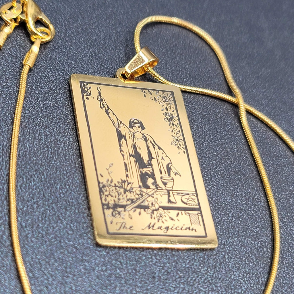 The MAGICIAN Tarot Card Pendant Necklace Major Arcana Gold tone 18”.
