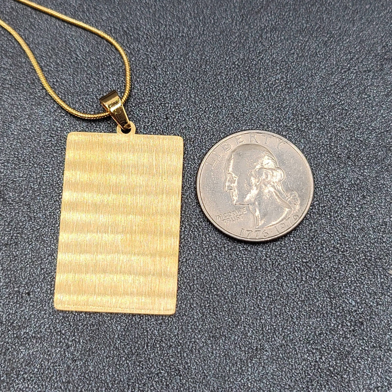 The HIEROPHANT Tarot Card Pendant Necklace Major Arcana Gold tone 18”.