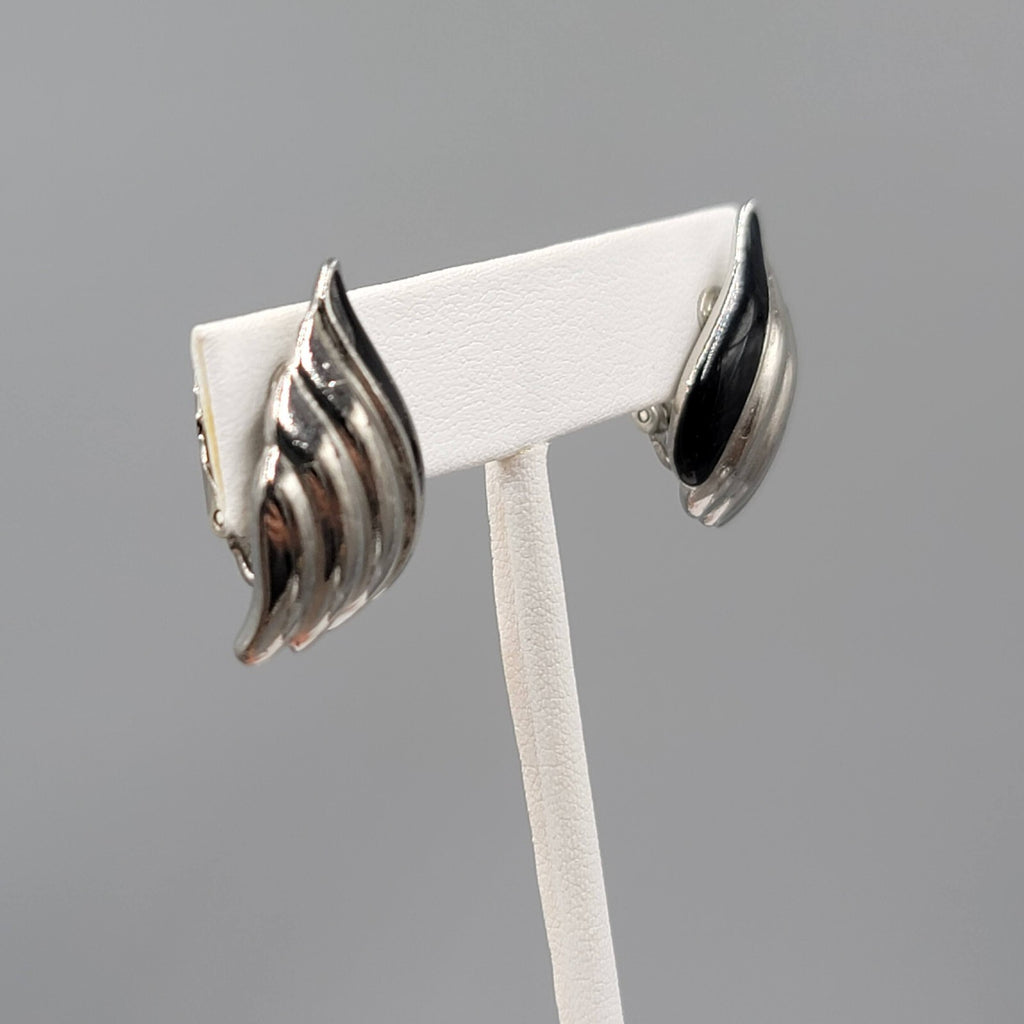 Vintage Climber Clip on Earrings Silver tone Black Enamel 1"
