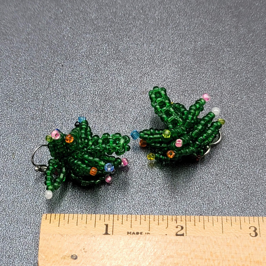 Vintage Pierced Earrings Seed Bead Christmas Palm Trees Dangle  1.25"