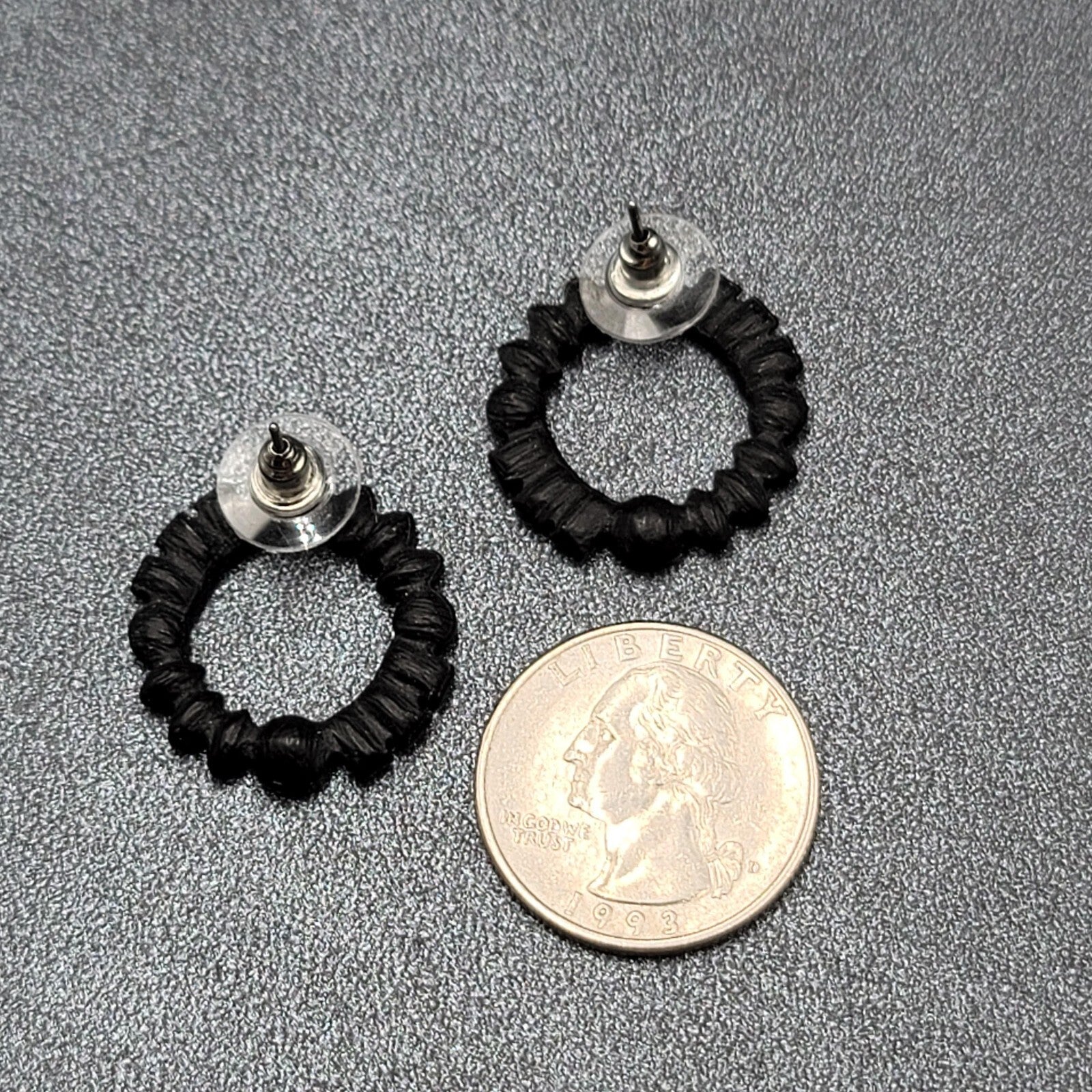 Pierced Earrings Black Circle Clear Gray Rhinestone Wreath 7/8"