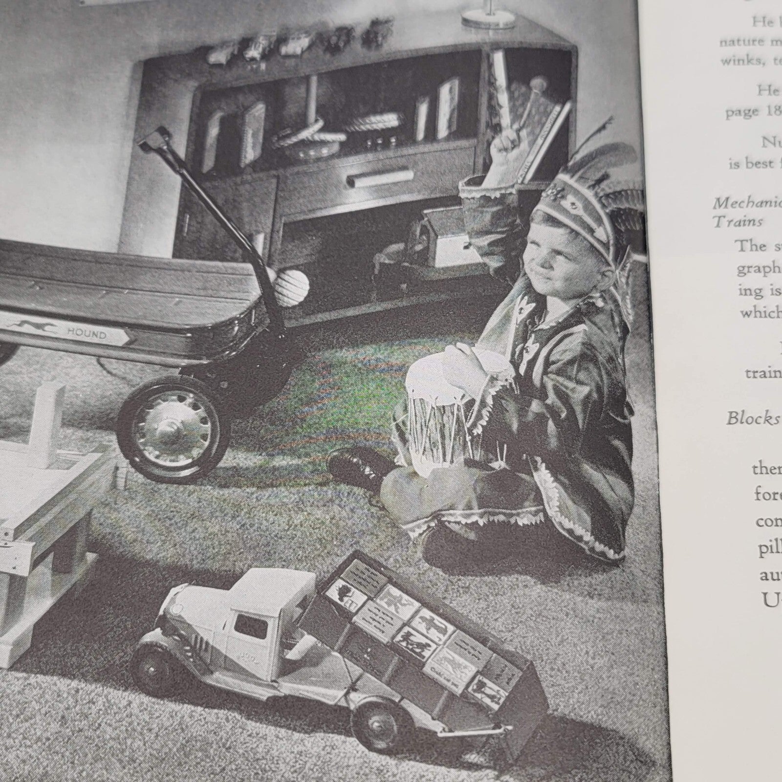 Vintage BETTER BUYMANSHIP Playthings 1935 Household Finance Corporation
