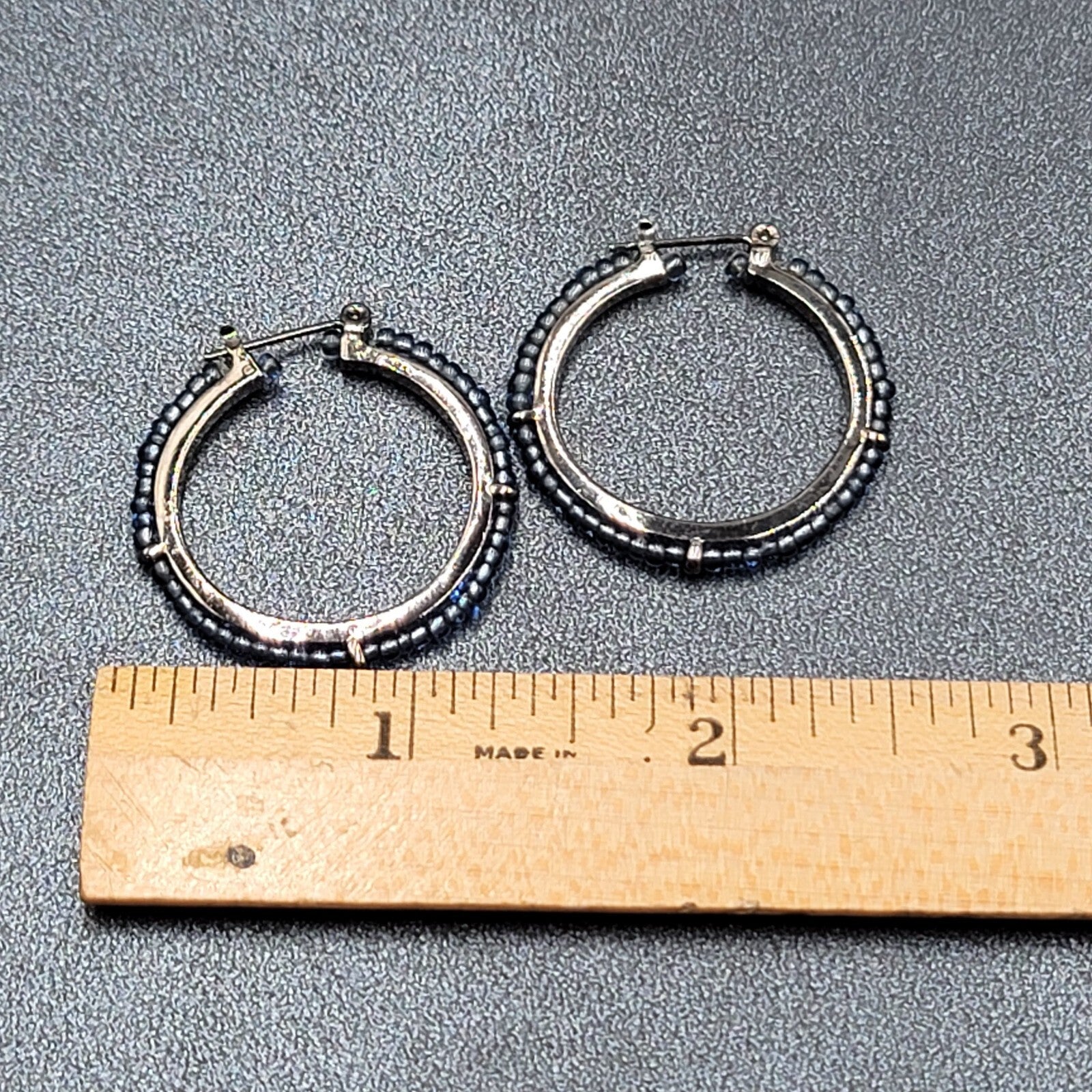 Pierced Earrings Black Metal Blue Seed Bead Hoops 1"