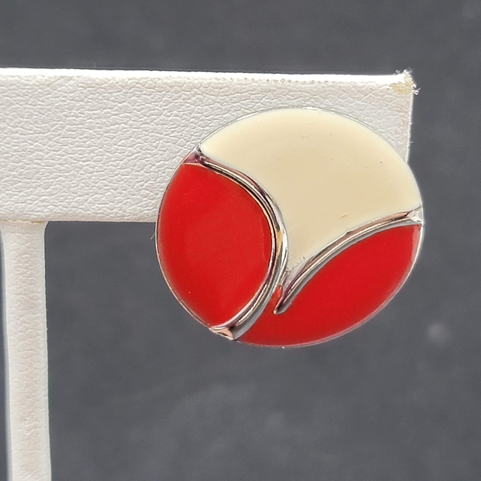 Vintage Pierced Earrings Silver tone White Red Enamel Disc Studs 7/8"