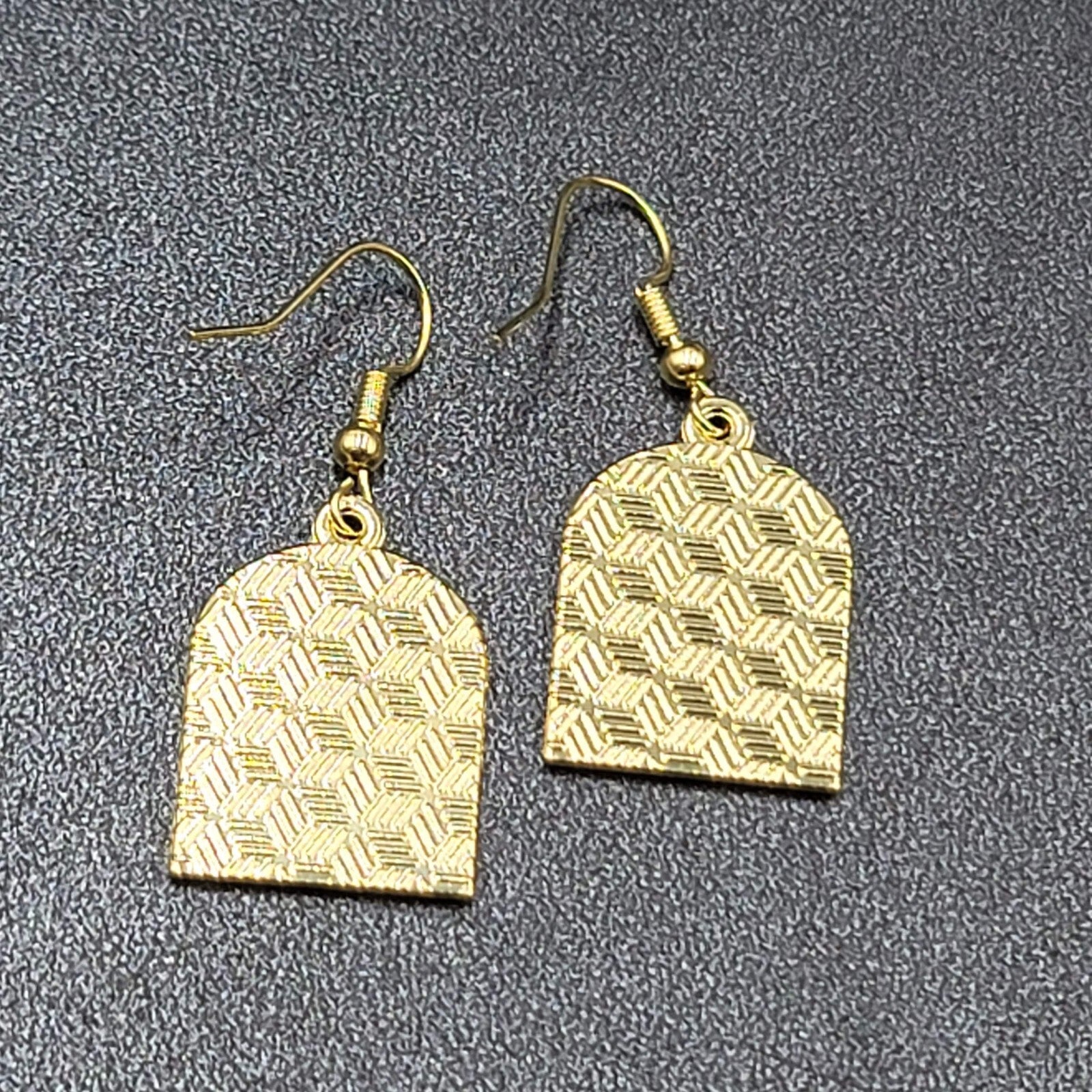 Pierced Earrings Gold tone Enamel Black Cat Happy Sun Flowers Dangle 1"