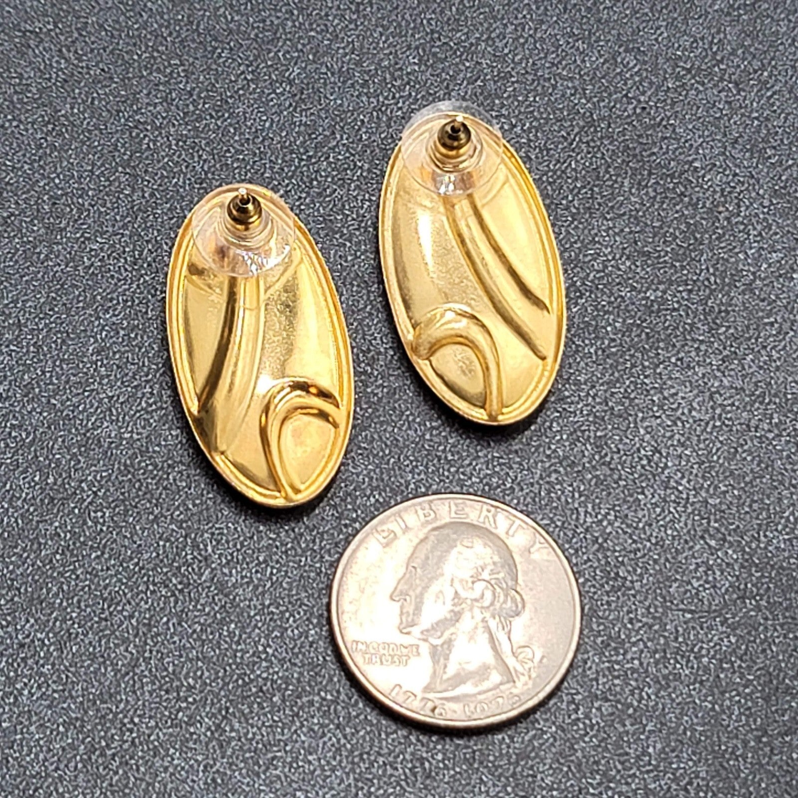 Vintage Pierced Earrings Gold tone Red Enamel Oval Drop 1.25"