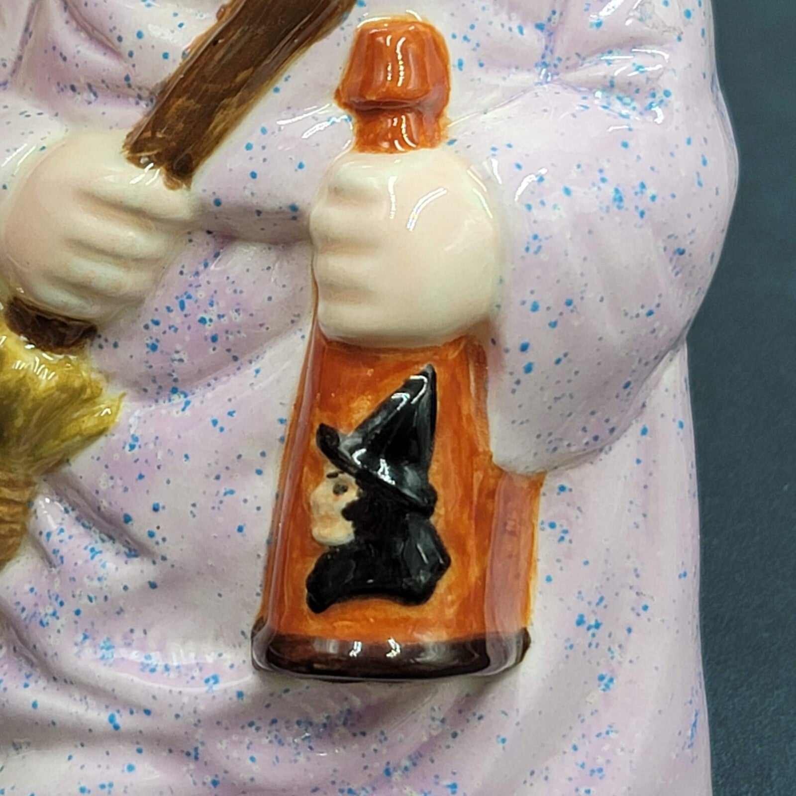 Vtg Albertas Molds Hand Painted Ceramic Witch Girl Trick or Treater Halloween