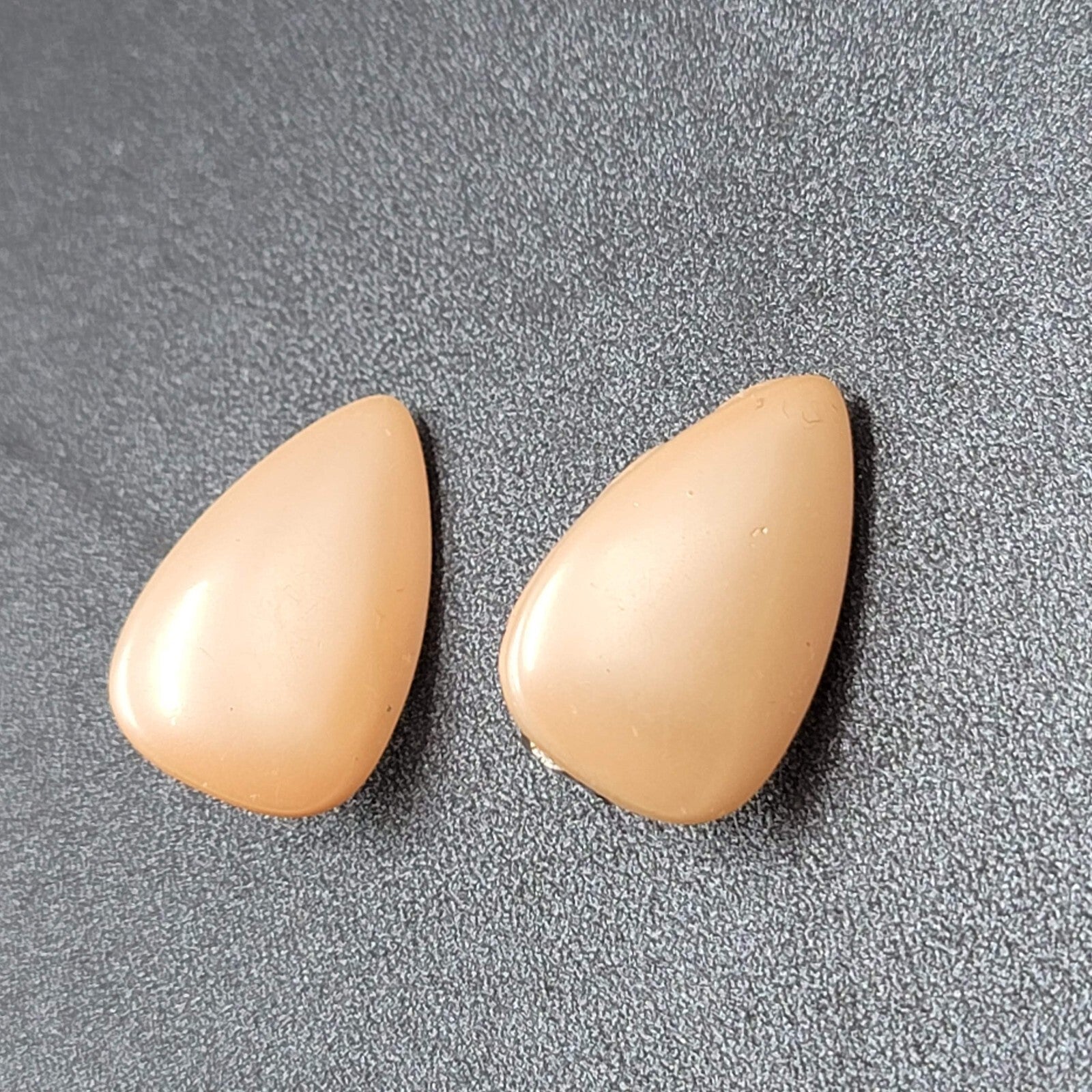 Vintage Clip on Earrings Teardrop Peach Acrylic Climber 1.25"