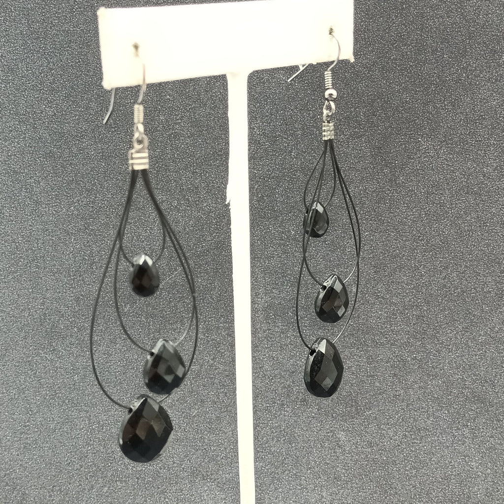 Pierced Earrings Black Plastic Loop Faceted Acrylic Teardrop Bead Dangle 2 3/4"