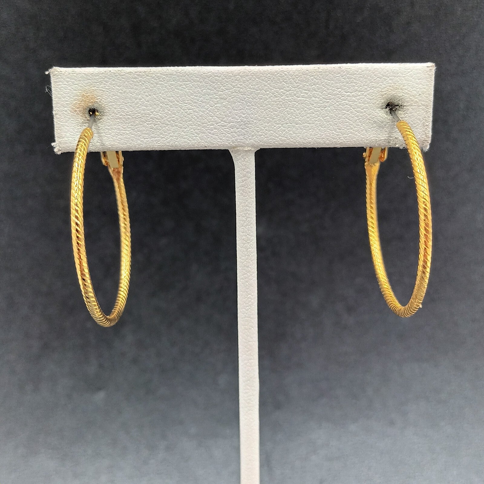 Pierced Earrings Textured Gold tone Snap Hoop 1 3/8"
