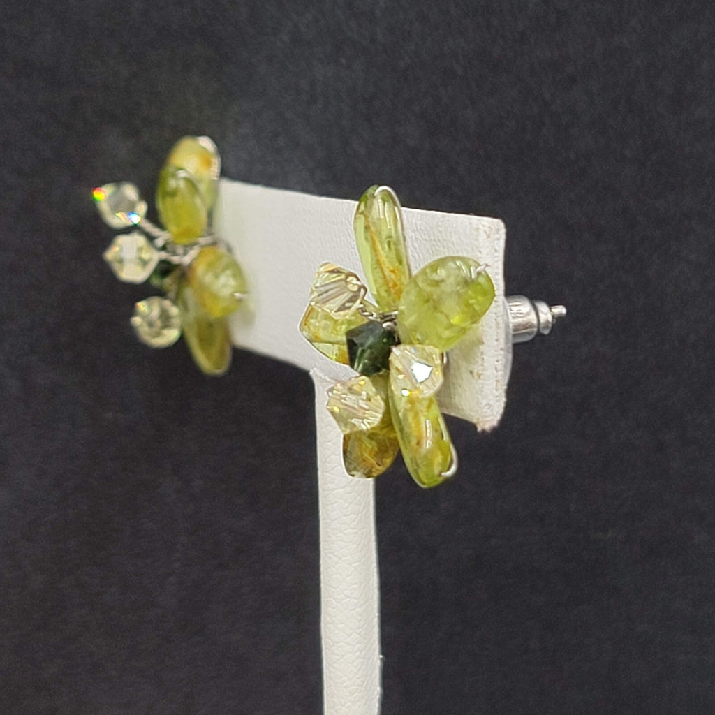 Pierced Earrings Green Stone Artisan Made Flower Studs 3/4"