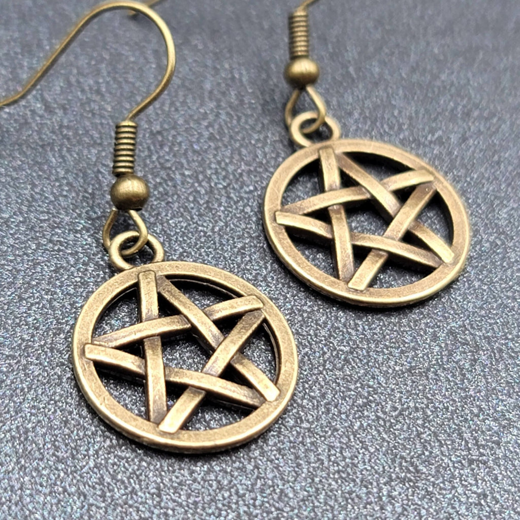 Pierced Earrings Bronze tone Round Pentacle Pentagram Dangle 3/4"