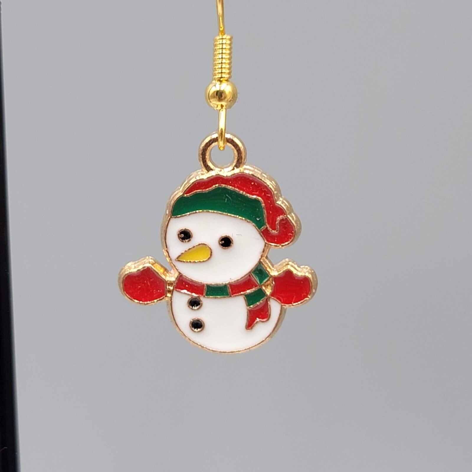 Snowman Pierced Earrings Christmas Holiday Enamel Dangle Gold tone 3/4" New