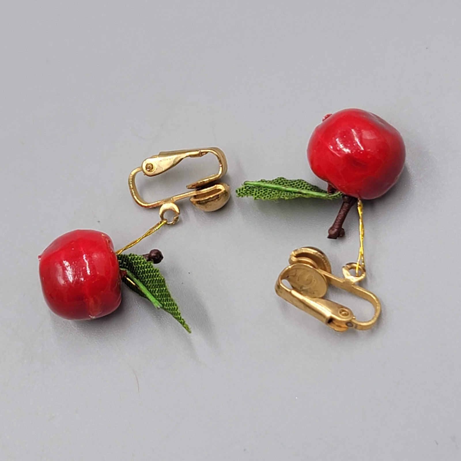 Vintage Apple Clip on Earrings Gold tone Dangle 1 in