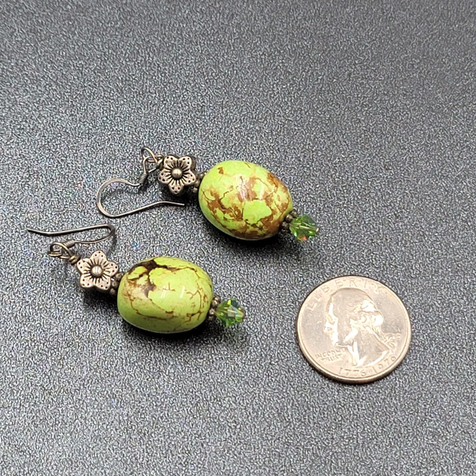 Pierced Earrings Silver tone Large Green Stone Bead Flower Dangle 1.75"