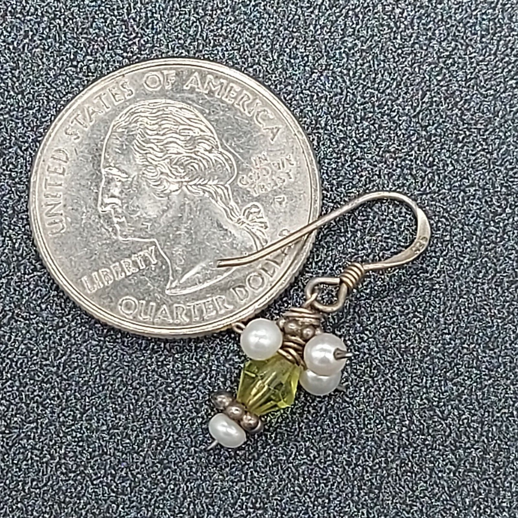 Pierced Earrings Silver tone White and Yellow Glass Beaded Dangle 1/2"