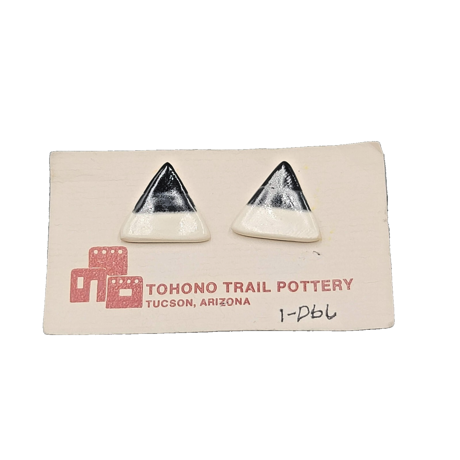 Vintage Tohono Trail Pottery Pierced Earrings Black White Triangles NOS NWT 7/8"