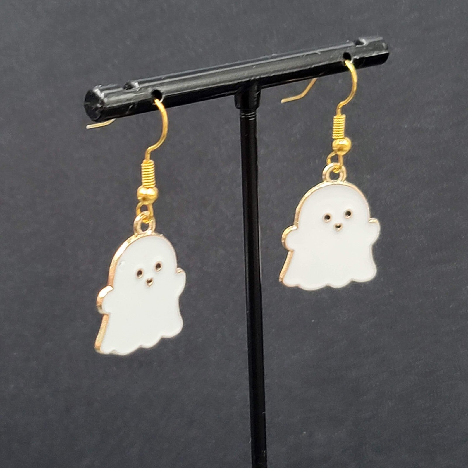 Ghost Halloween Pierced Earrings White Enamel Gold tone Enamel Dangle 3/4"