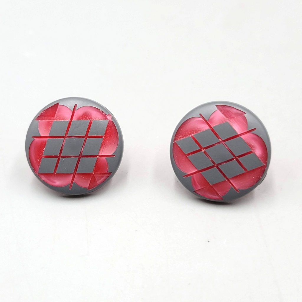 Vintage Laser Cut Clip on Earrings Purple Gray Round Screw Back 1 1/8 in