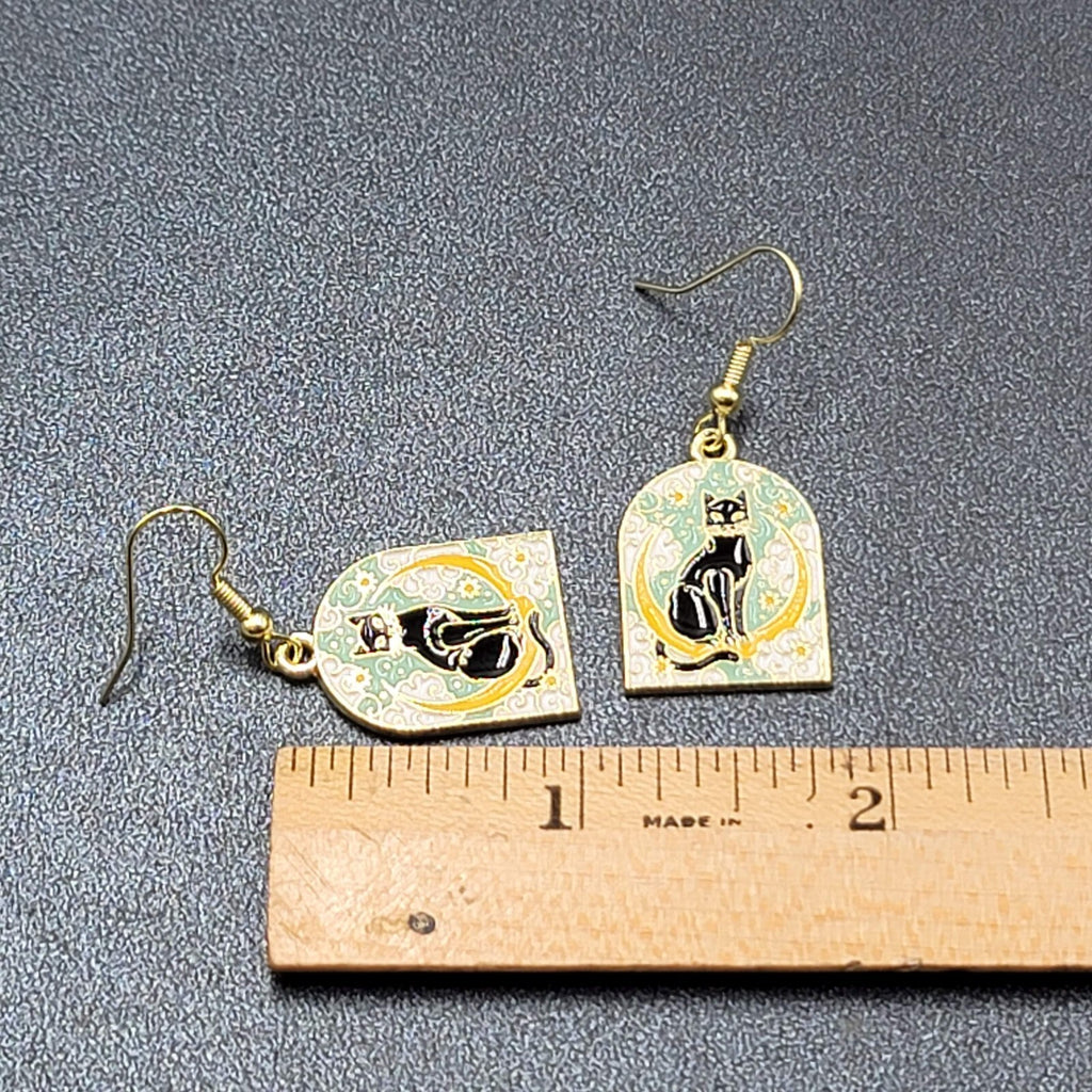 Pierced Earrings Gold tone Enamel Black Cat Crescent Moon Dangle 1"