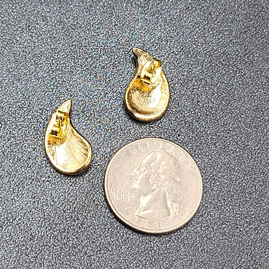 Vintage Pierced Earrings Gold tone Blue Enamel Teardrop Studs 3/4"