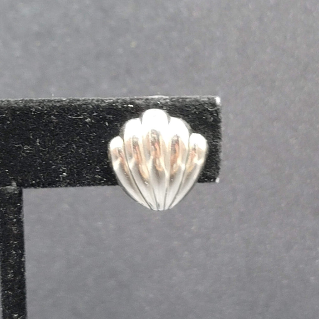 Vintage Clip on Earrings Silver tone Shell Studs  5/8"
