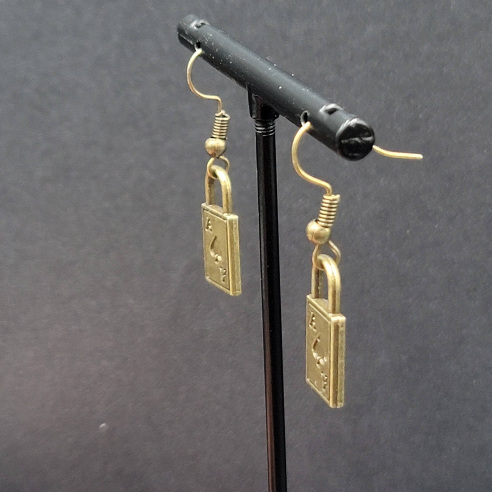 Ace of Spades Pierced Earrings Bronze tone Dangle 3/4"