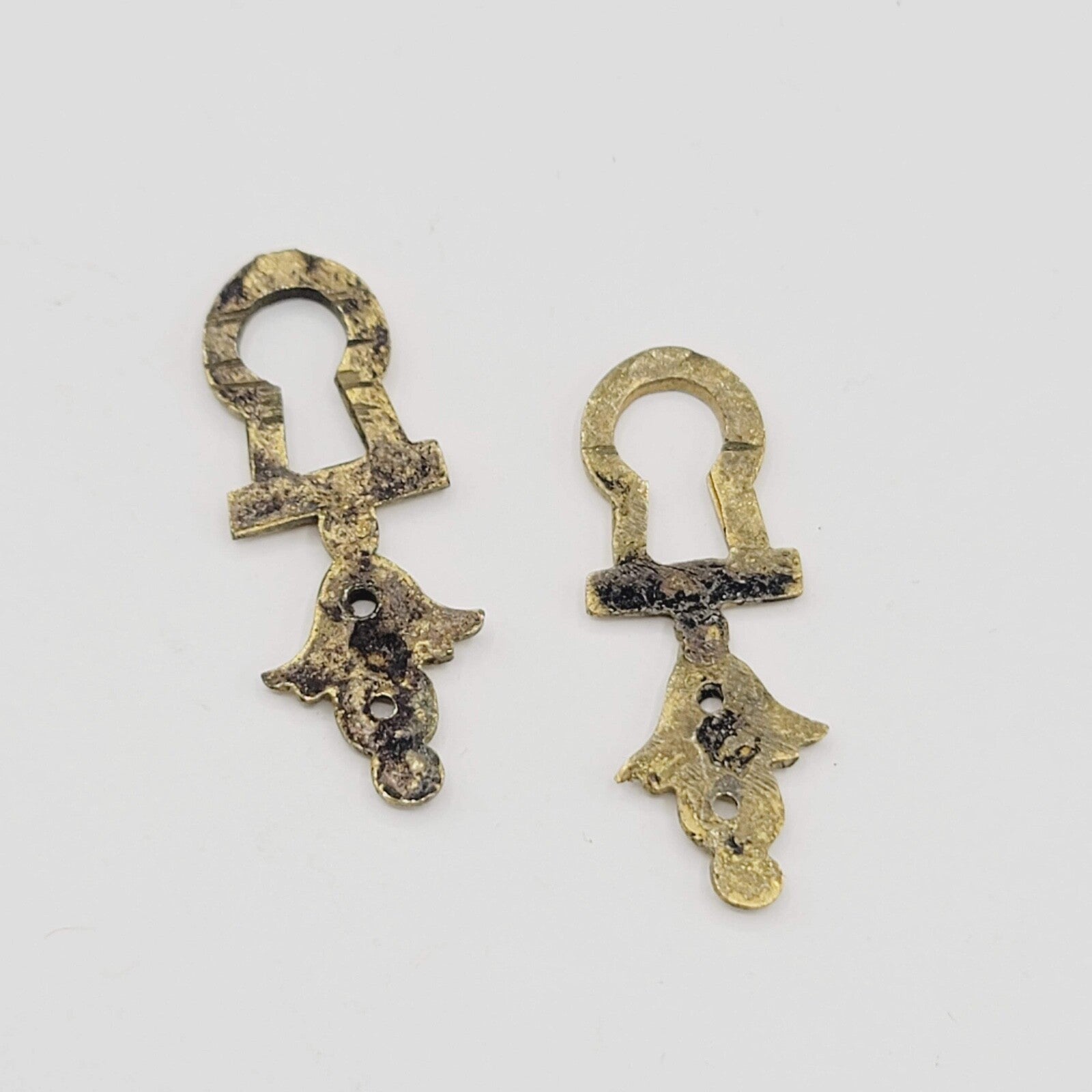 Lot of 2 Vintage Ornate Brass Skeleton Keyhole Escutcheon 1 5/8" x 0.5" PAIR
