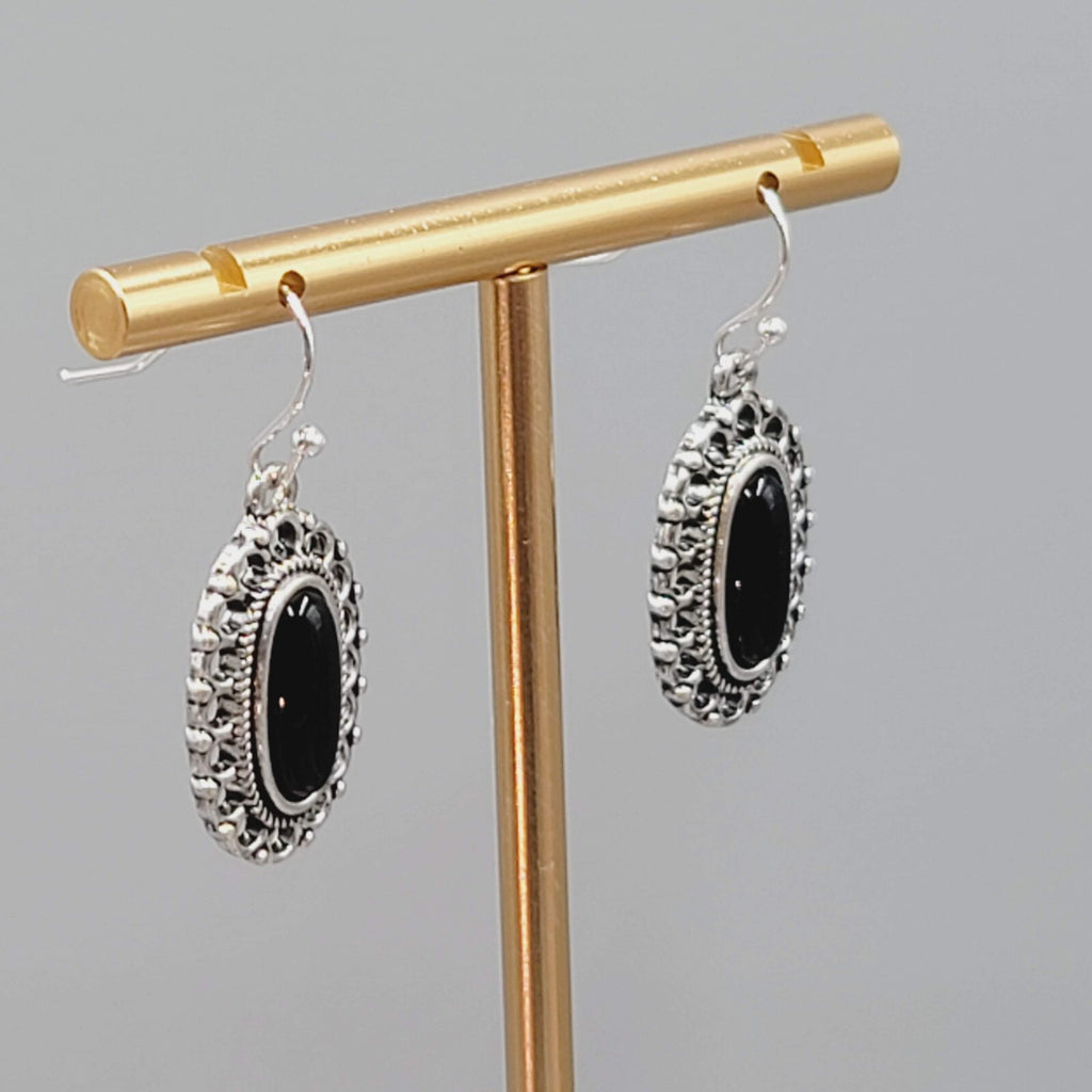 Silver tone Dangle Pierced Earrings Black Cabochon Dangle 7/8"