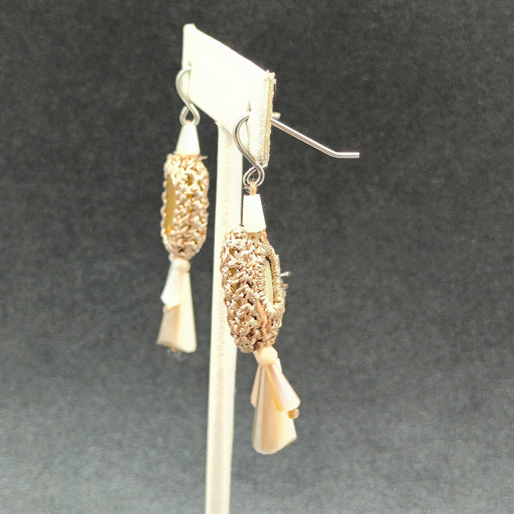 Pierced Earrings Gold tone Mesh Wrapped Yellow Faceted Acrylic Dangle 1 3/4"
