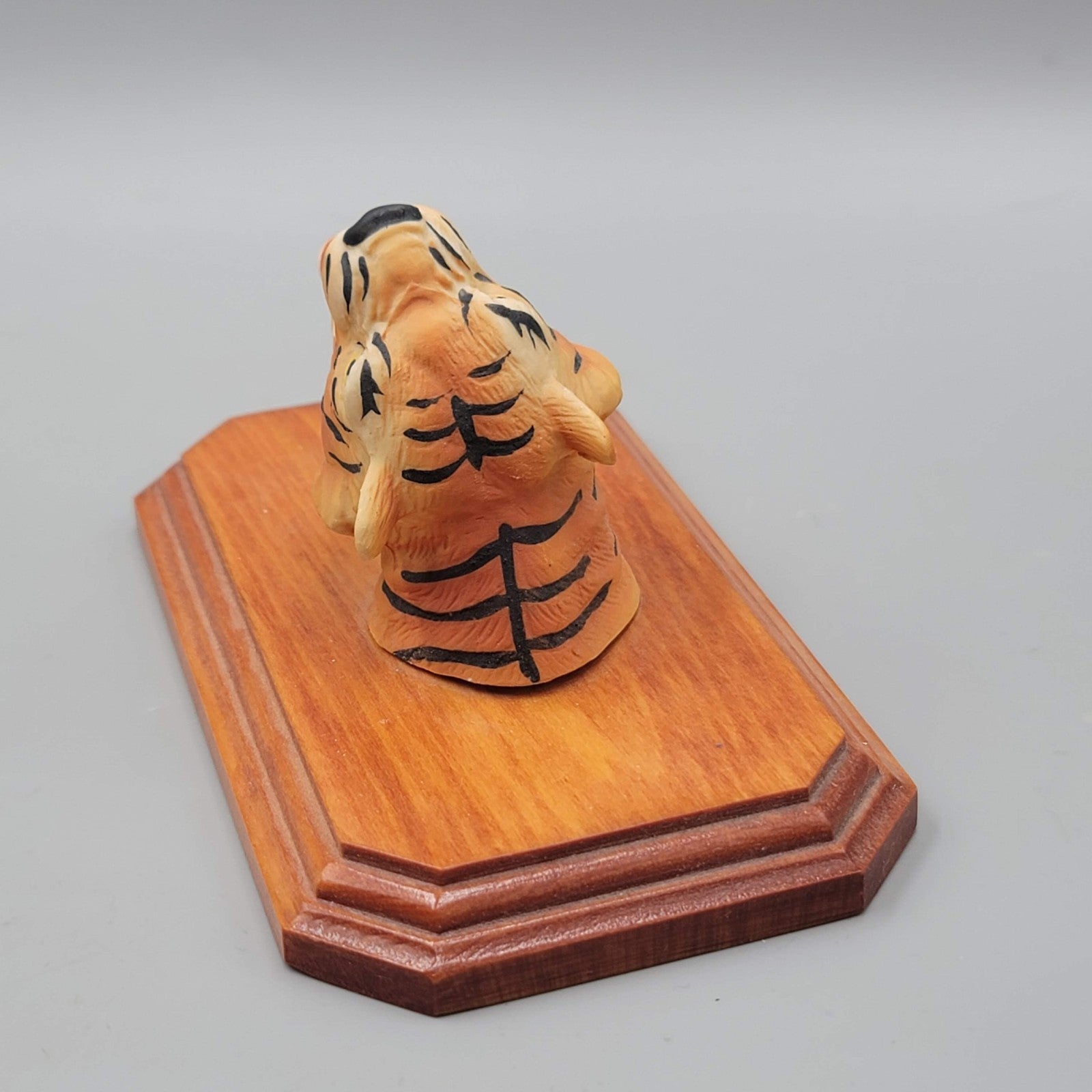 Vintage Ceramic TIGER Head Wood Wall Plaque 6 in Miniature