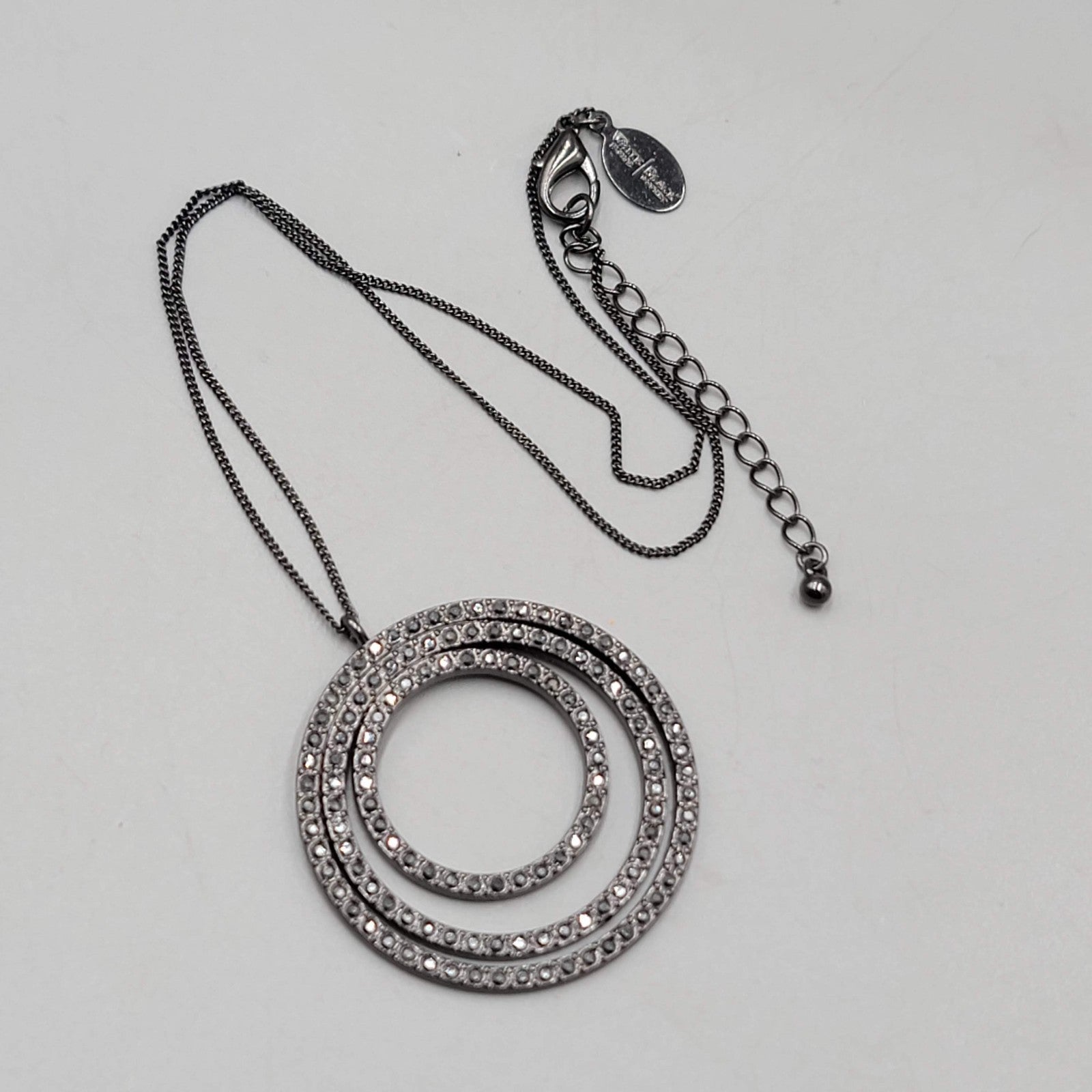White House Black Market Necklace Black Metal Round Rhinestone Pendant 16"-18"