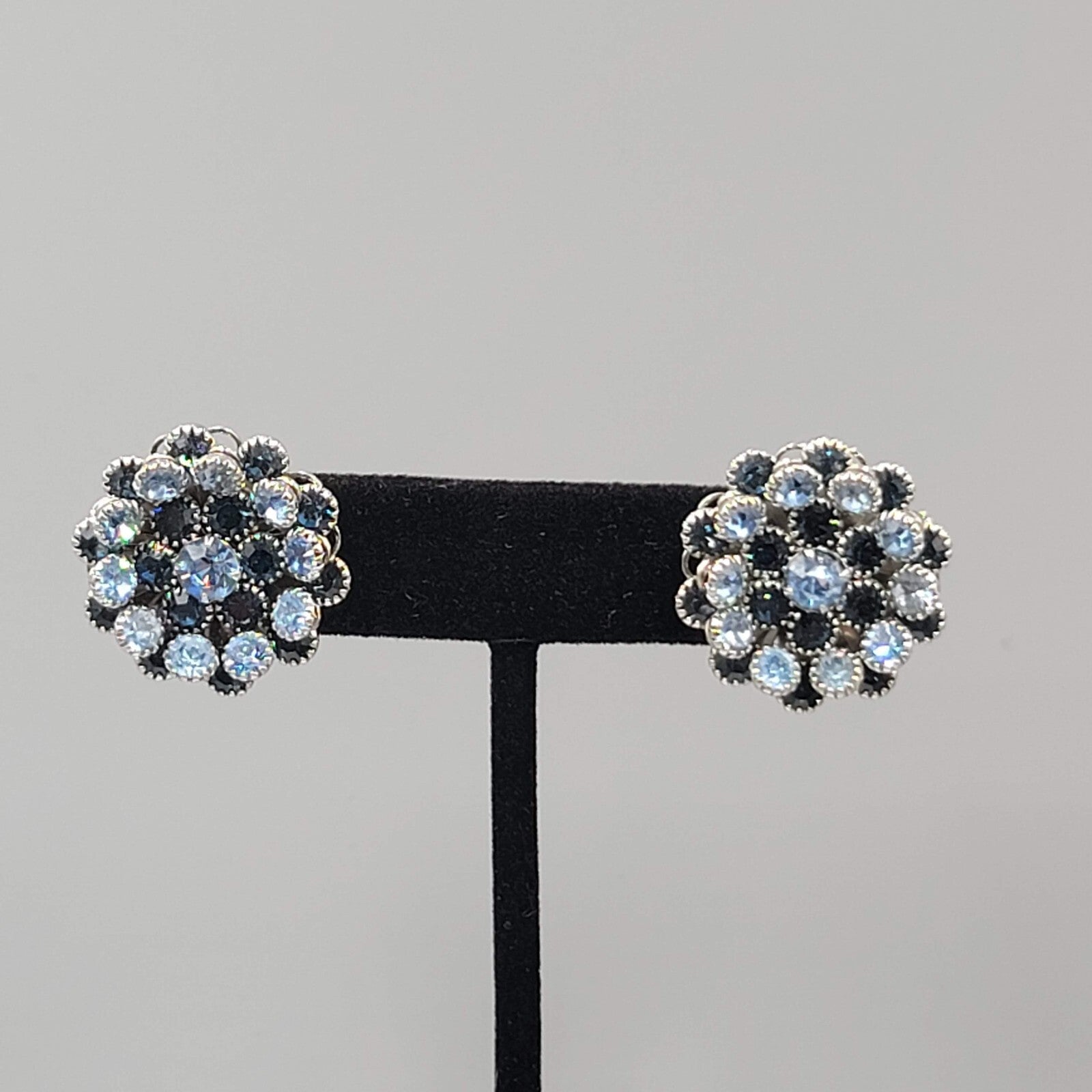 Vintage Blue Rhinestone Clip on Earrings Silver tone Screw Back Round 7/8"