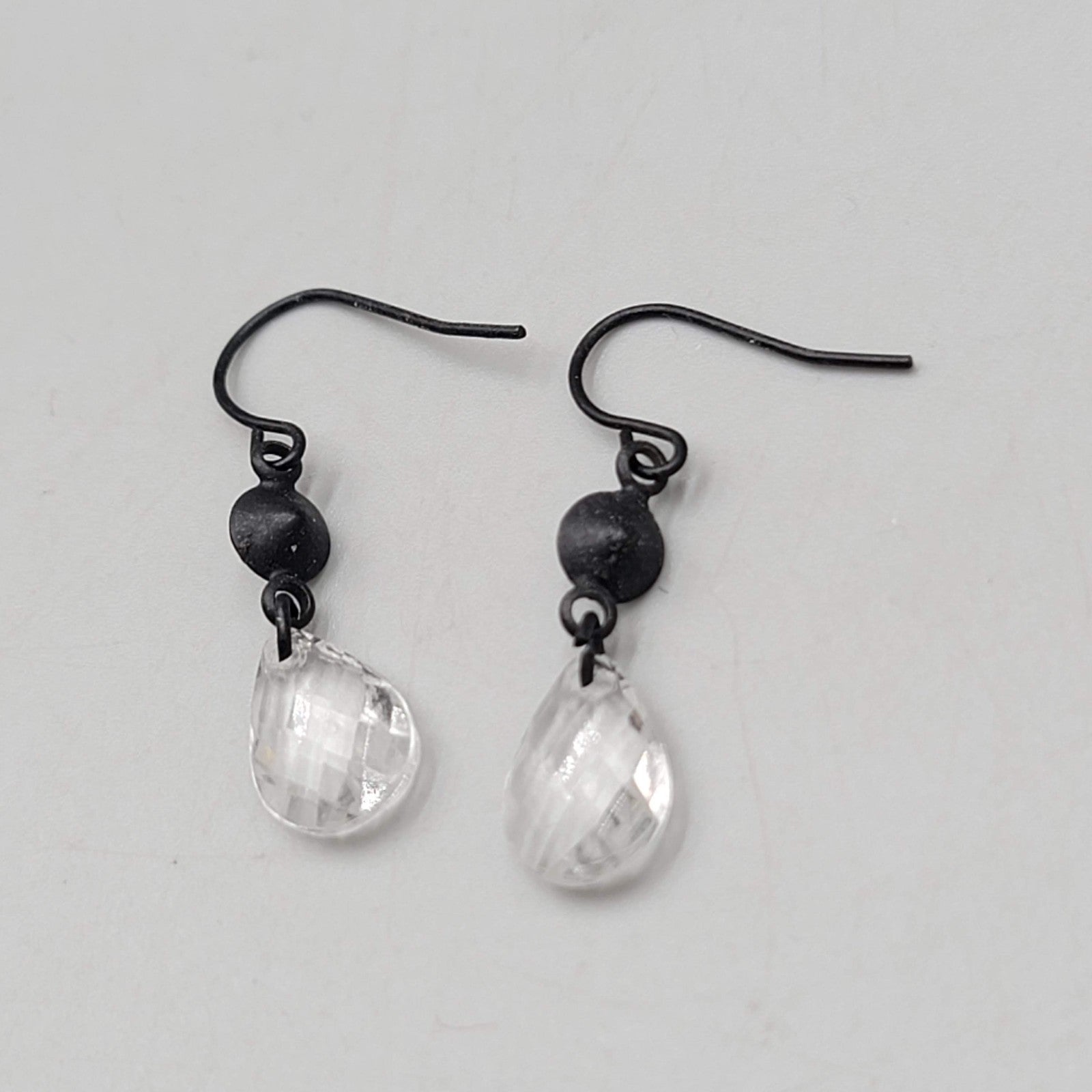Clear Acrylic Teardrop Pierced Earrings Black Enamel over Metal Dangle 1 in