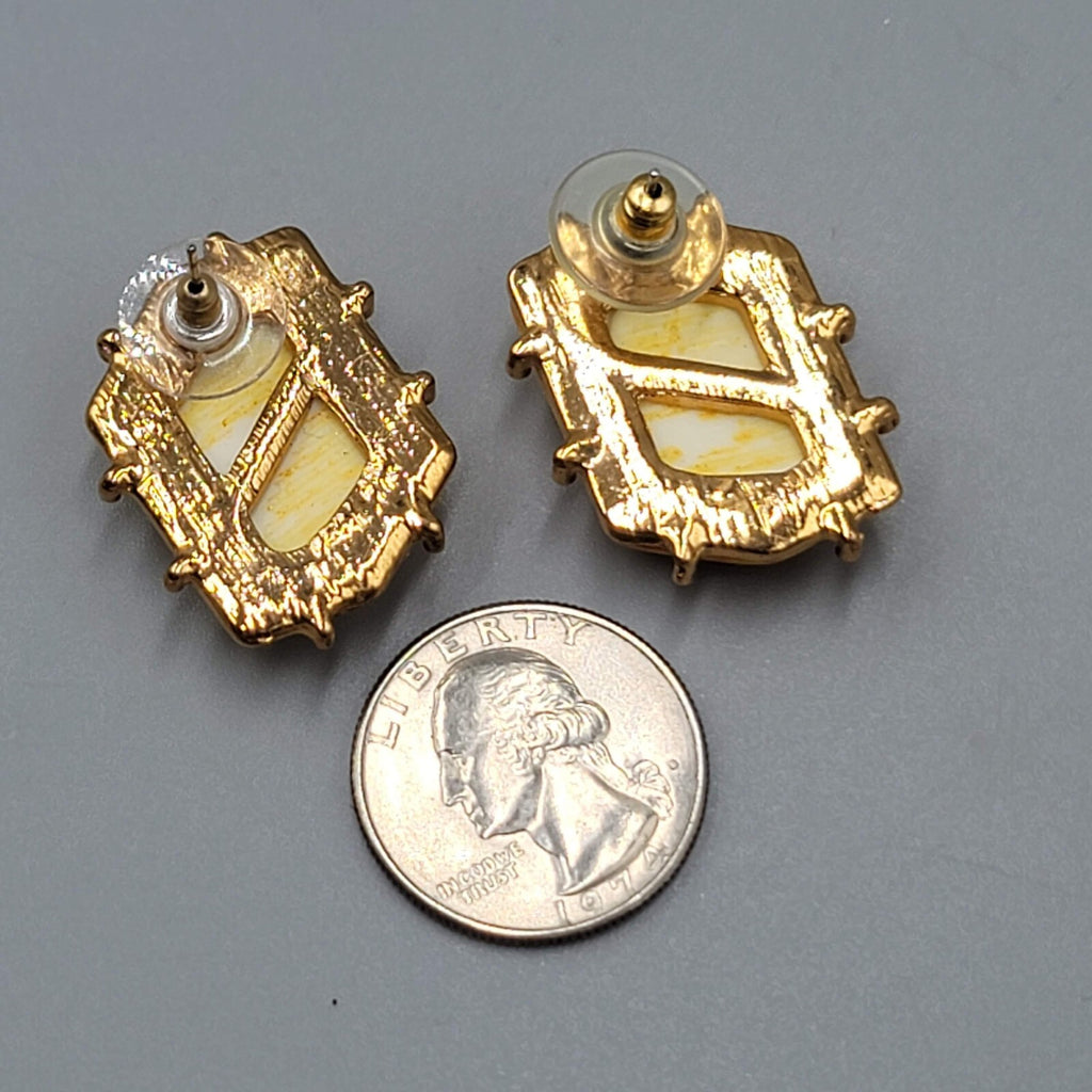 Vintage Pierced Earrings Gold tone Yellow Acrylic Speckle Drop 1"