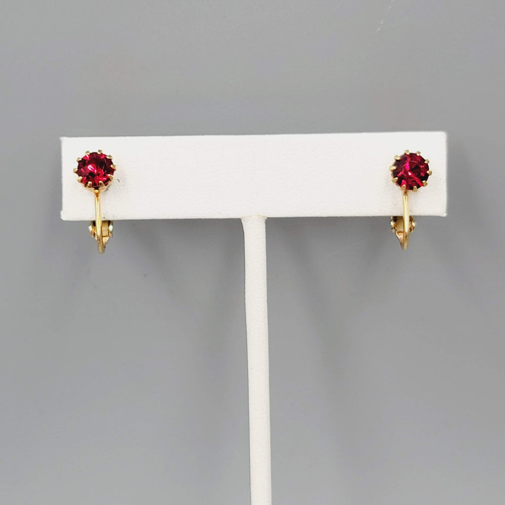 Vintage Red Rhinestone Stud Clip on Earrings Gold tone  1/4 in