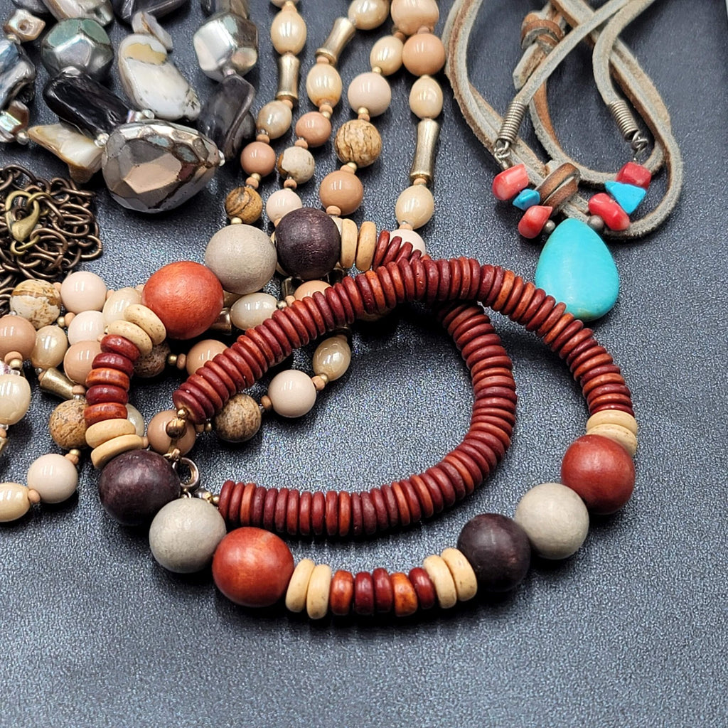 Colorful Jewelry Lot Necklaces Bracelets Pendant 48 pcs