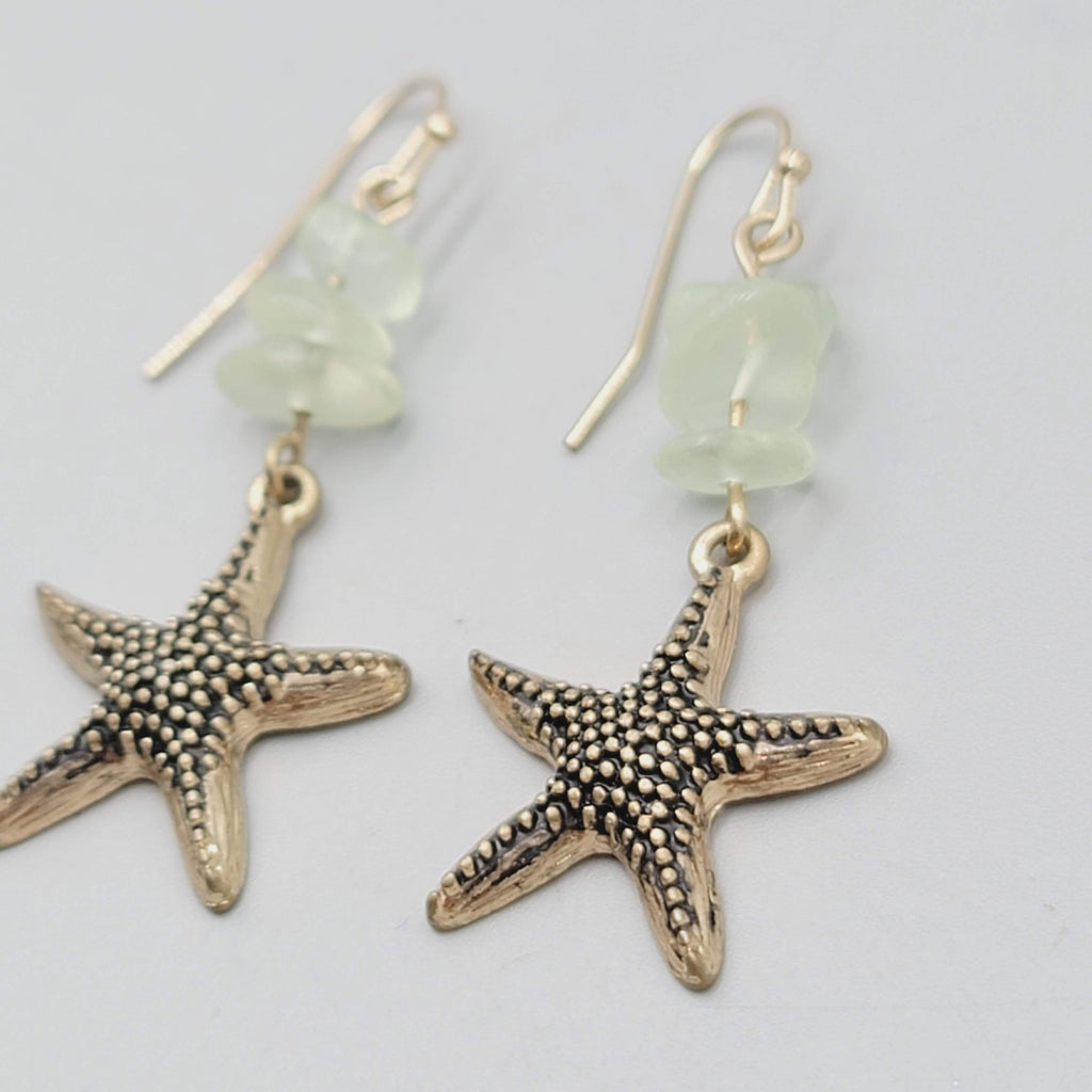 Starfish Dangle Pierced Earrings Gold Tone Green Gemstone Beads Beach  1.5"