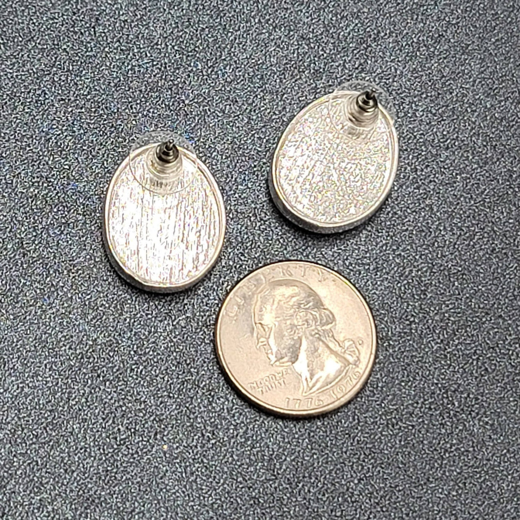 Pierced Earrings Silver tone Ivory White Enamel Oval Drop 7/8"