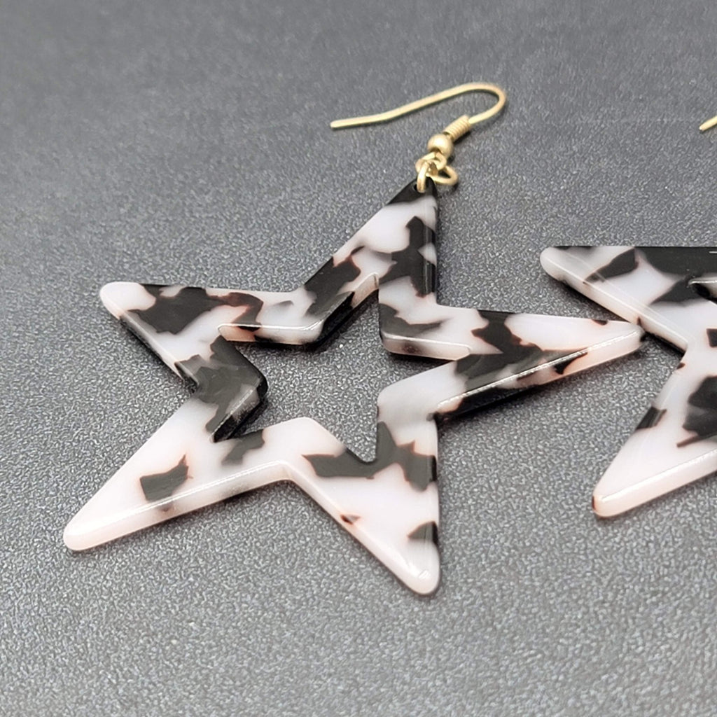 Pierced Earrings Gray Black Resin Large Open Star Dangle 2.5"