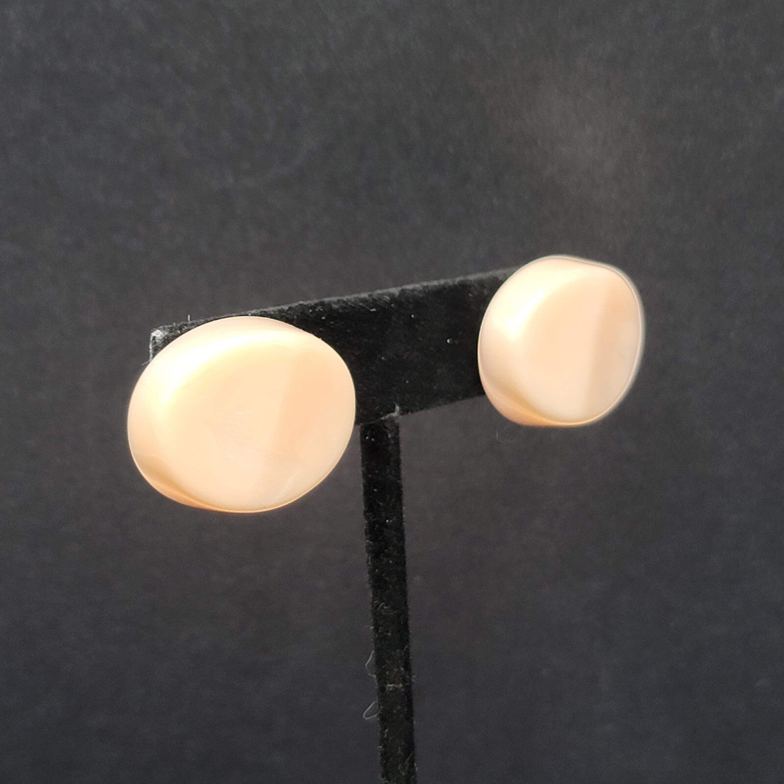 Vintage Pierced Earrings Light Pink Swirl Resin Molded Oval Drop 1" x 3/4"
