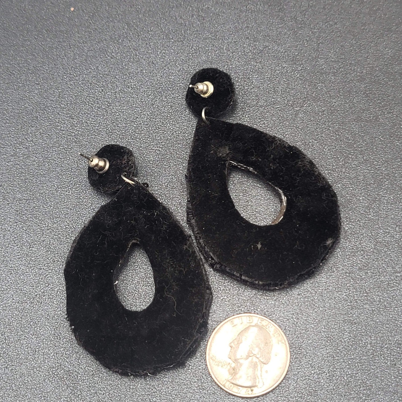 Pierced Earrings Black Felt Seed Beaded Rhinestone Runway Dangle 3"
